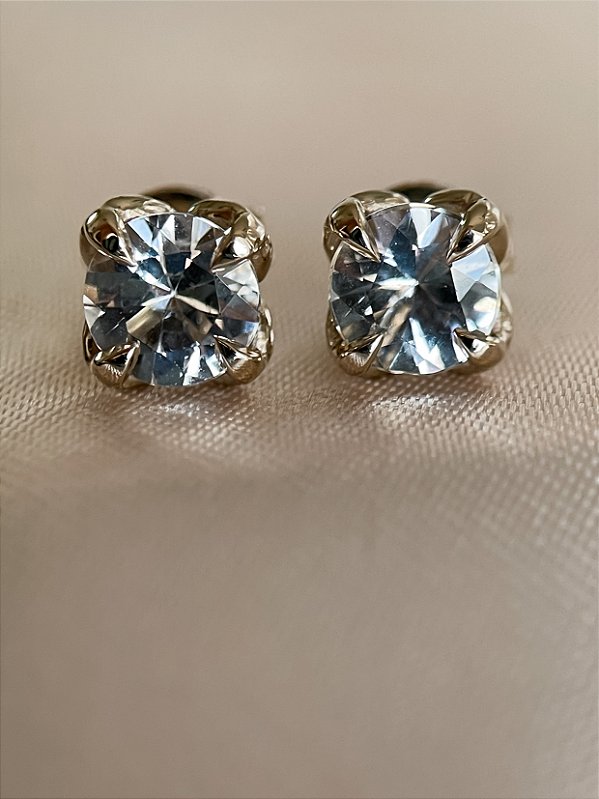 Brinco Peônia - ouro branco 18k, sem banho de ródio e topázio incolor
