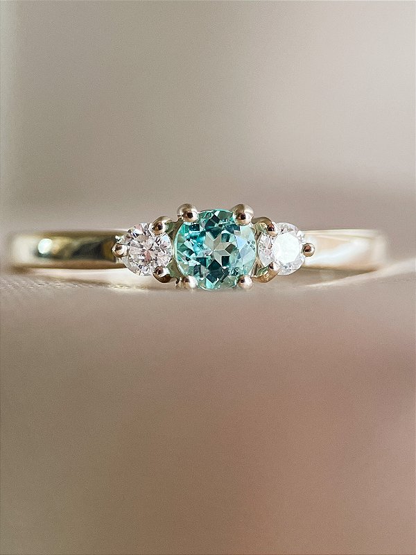 Anel Nina - ouro branco 18k, turmalina Paraíba e diamantes