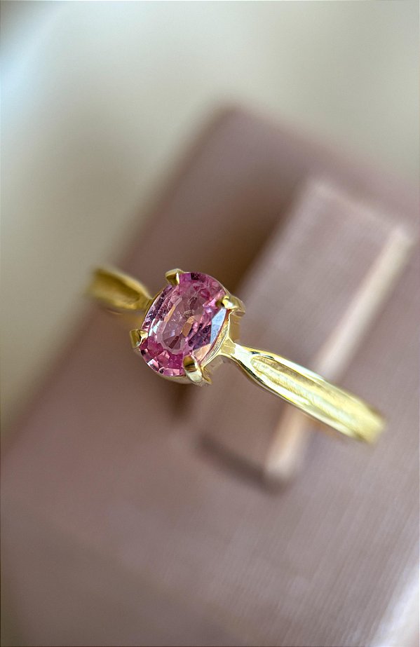 Anel Petit - ouro amarelo 18k e safira rosa