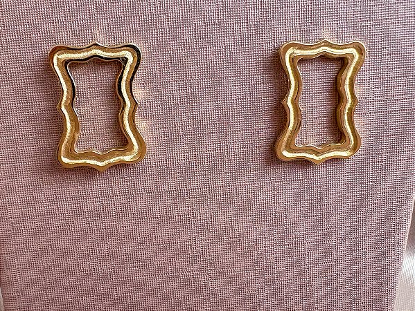 Brinco Cadre - ouro amarelo 18k