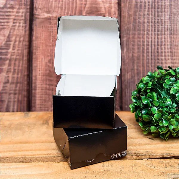 Caixa Sushi Extra Pequena (8x8x5cm) Linha Black - 100 unid.