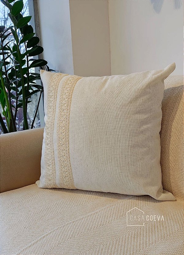 Almofada Atelier Renda Off White 45 x 45