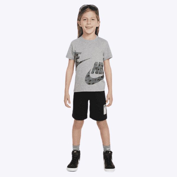 Conjunto Camiseta e Bermuda Infantil Masculino Nike 86L775-023