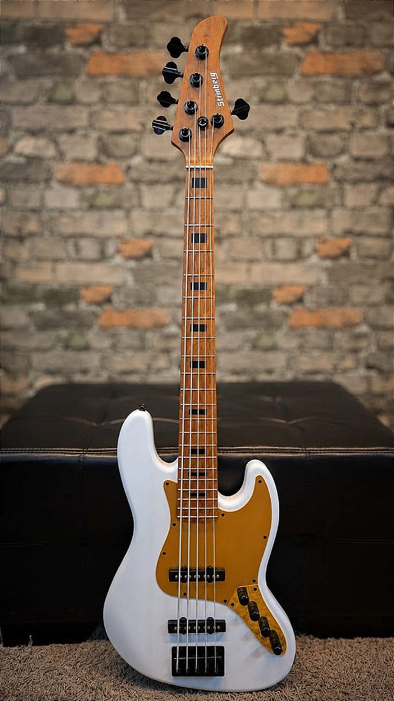 BAIXO STRINBERG JBS155AD 5 CORDAS ATIVO PEARL WHITE PW JAZZ BASS SIG ANINHA DELEONES