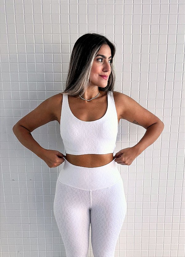 White - Top Gaia