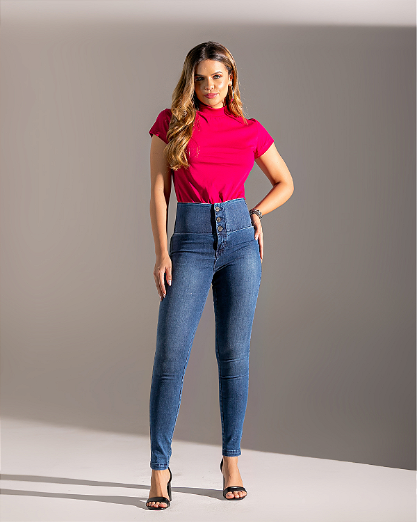 Calça Jeans Modeladora Lavagem Média