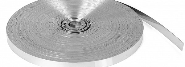 FITA EM AÇO GALVANIZADO A FOGO 1/2" , ROLO COM 30 METROS.