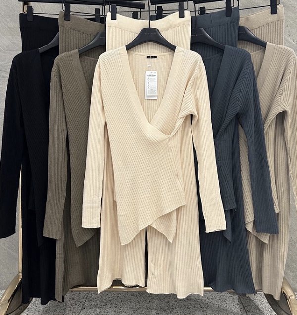 CONJUNTO TRICOT MOUSSE TRANSPASSADO