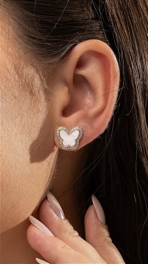 BRINCO BORBOLETA MADREPÉROLA SEMIJOIA