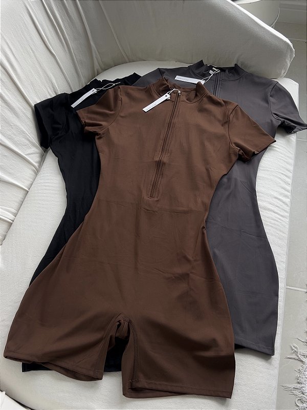 Macaquinho Ziper & Manguinha Liso