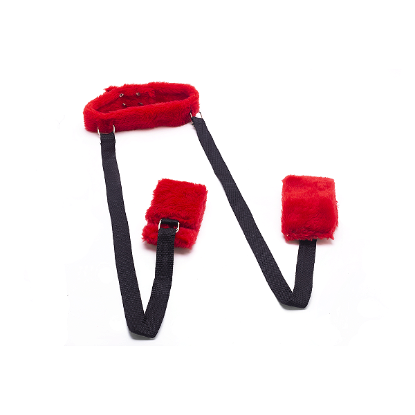 COLEIRA EM PELUCIA COM AMARRA PARA PERNAS