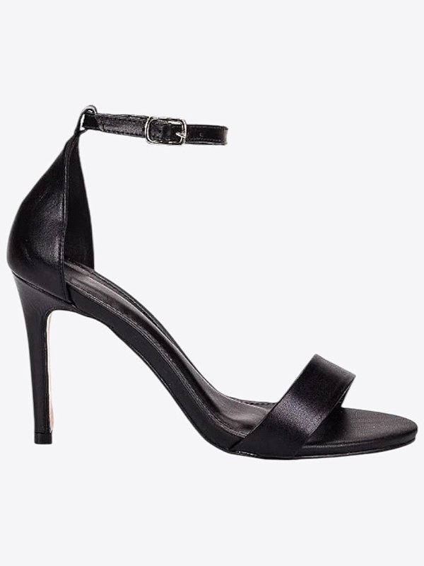 Sandália Gisele em couro preta