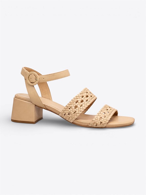 Sandália macramê couro nude