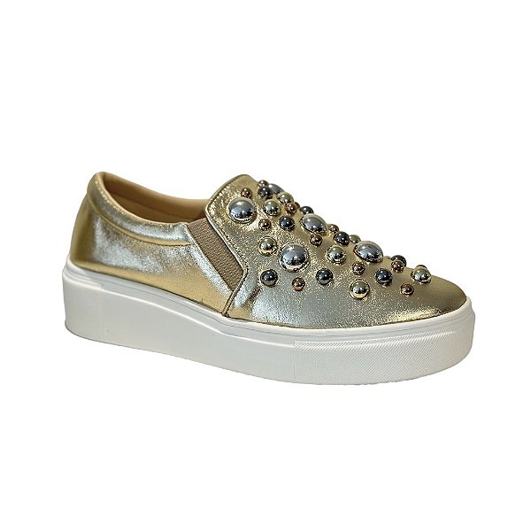 Tênis ouro com spikes