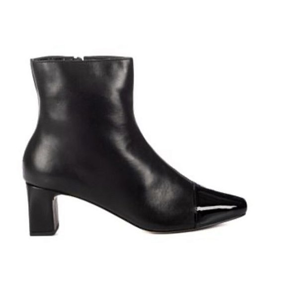 Bota bico quadrado ponteira de verniz preta