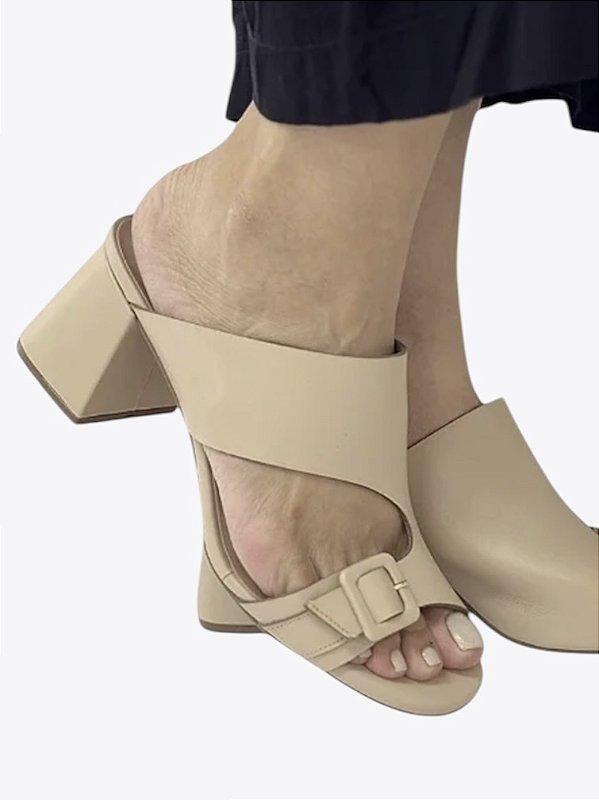 Tamanco Recortes Cappuccino