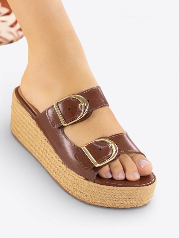 Tamanco corda fivela conhaque