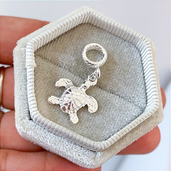 Berloque tartaruga banhado a prata