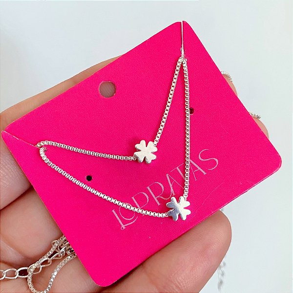 Conjunto mini trevo banhado a prata