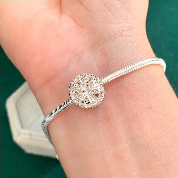 Berloque separador árvore da vida cravejada banhado a prata