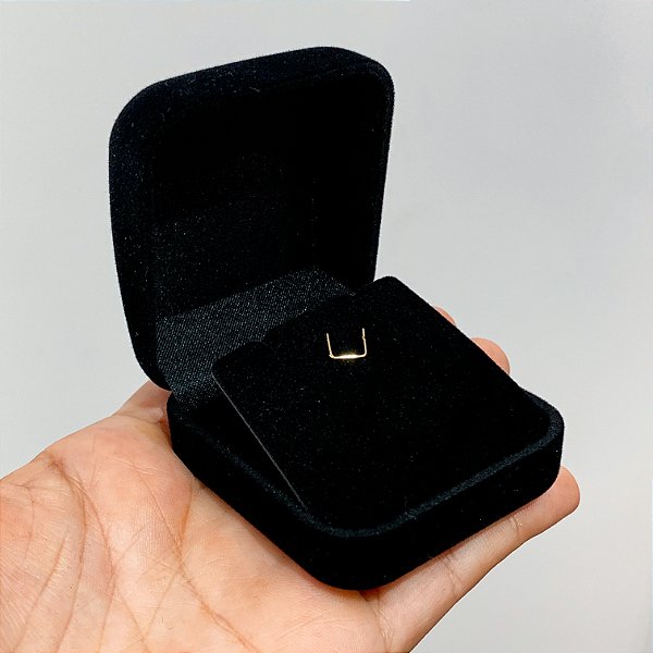 Caixa para cordão em veludo - Preto