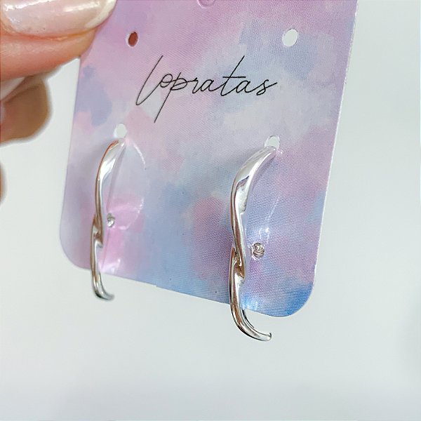 Brinco Ear Hook torcido banhado a prata