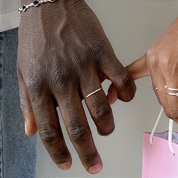 Aliança lisa quadrada 1mm prata 925