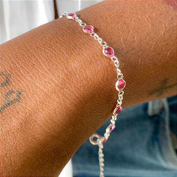 Pulseira pedras rosa pequena banhado a prata