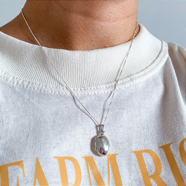 Cordão relicário oval 45cm prata 925