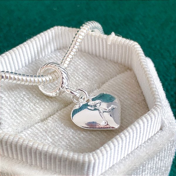 Berloque love corrida banhado a prata