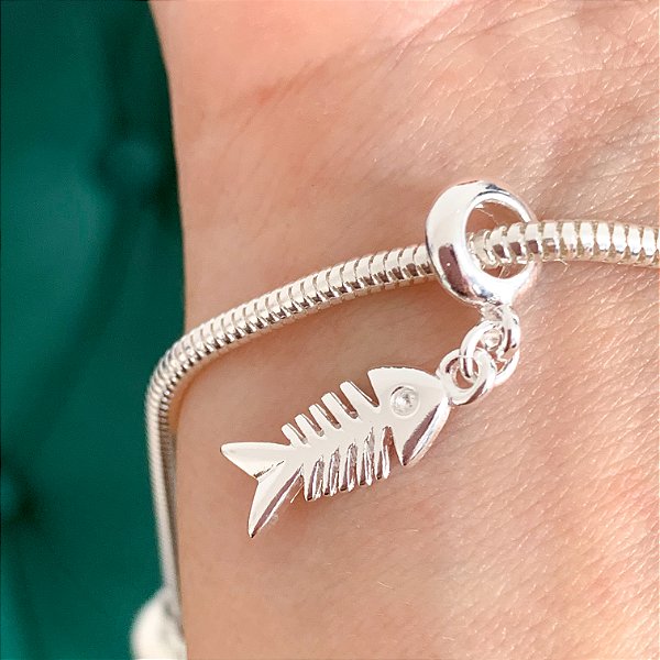 Berloque peixinho banhado a prata