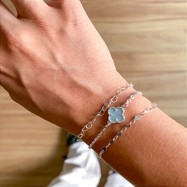 Conjunto de pulseiras 3un trevo azul banhado a prata