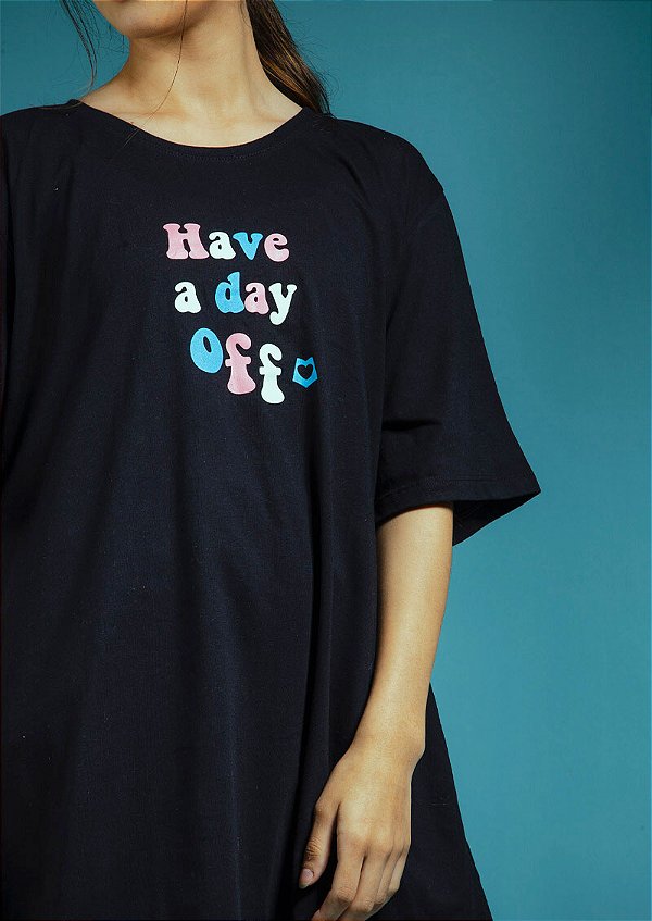 T-shirt oversize preta have a day off