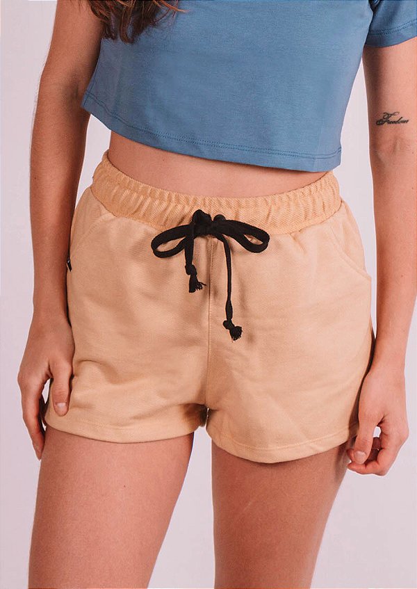 Shorts moletom ecológico mostarda