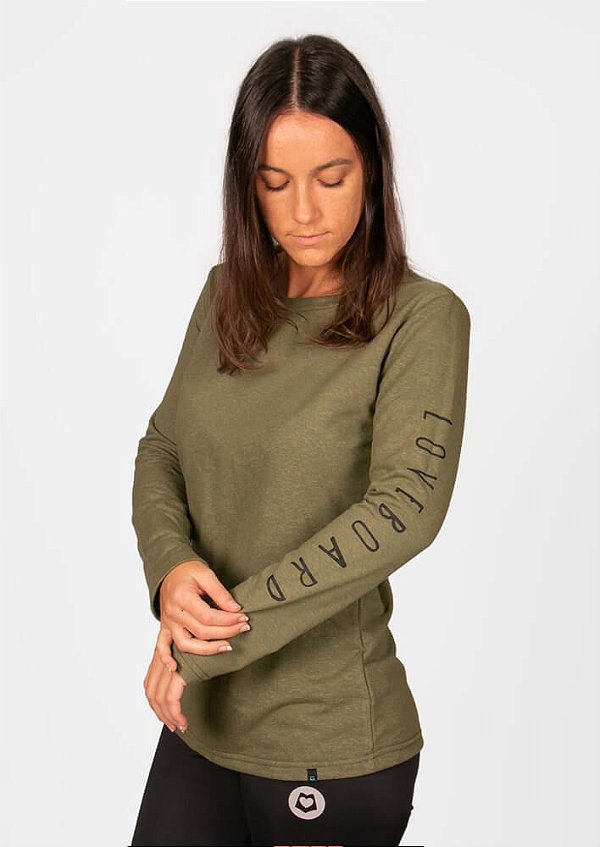 Blusa manga longa verde com estampa na manga