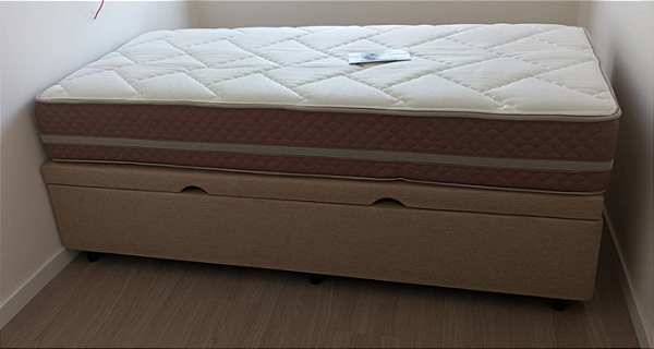 CONJUNTO SOLTEIRO AMERICANO BOX BAÚ + COLCHÃO HERVAL LIVORNO MAXSPRING - 96X203X71