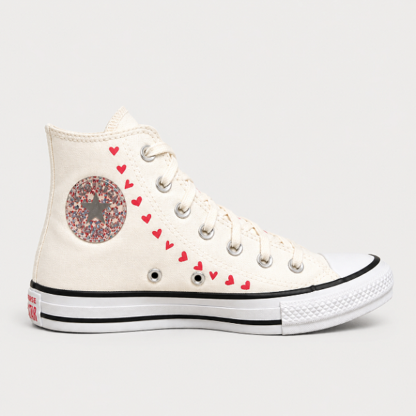 ALL STAR CHUCK TAYLOR AMENDOA CORAÇÃO