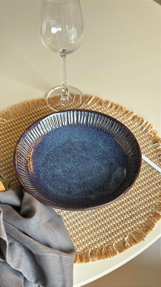 Prato Fundo Linhas Titanium