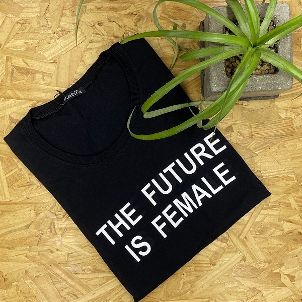 Camiseta "The future is female" | Tamanho P