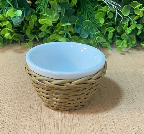 Mini Tigela de Porcelana com Vime Caramelo