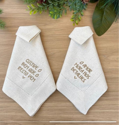 Guardanapo Bordado Cultive o Bem que o Resto Vem