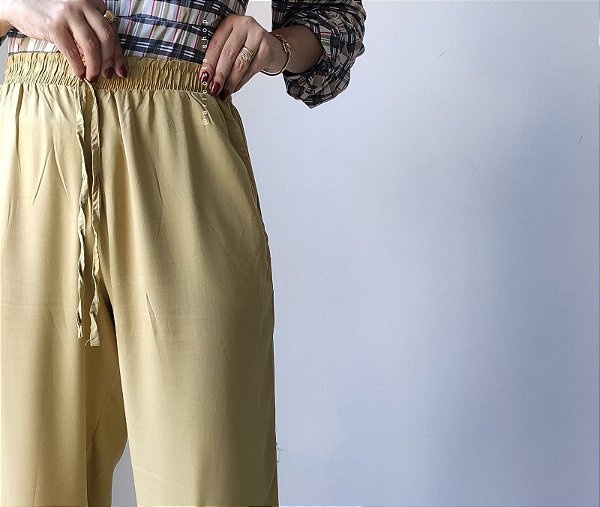 Calça Abigail ( Cor: Oliva )
