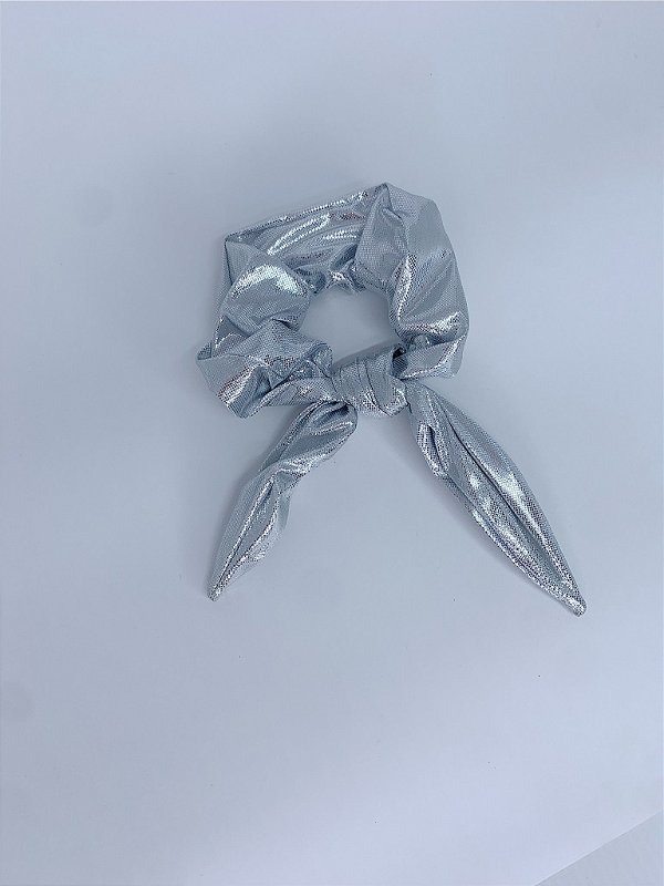 Scrunchie metalizado - prata
