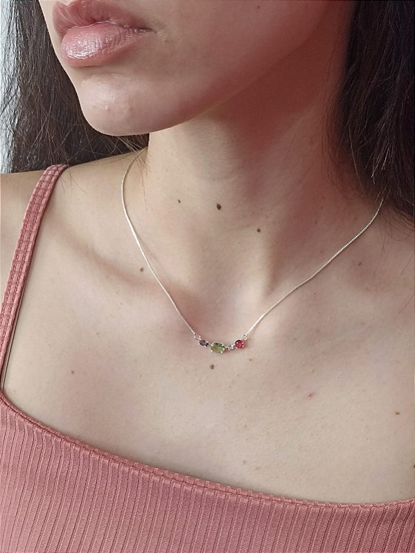 Gargantilha Banhado a Prata Com Pedras Coloridas Bijou Art