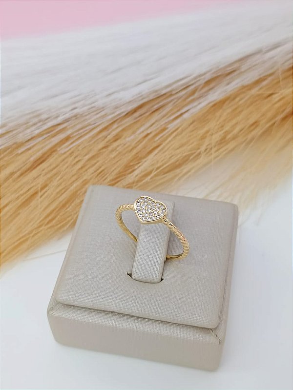 Anel Banhado a Ouro 18k Com Coração Com Pedras Bijou Art
