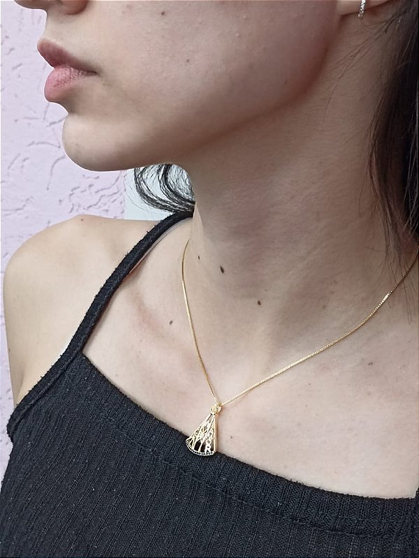 Pingente Banhado a Ouro Vazado Trabalhado Com Pedras Azuis Bijou Art