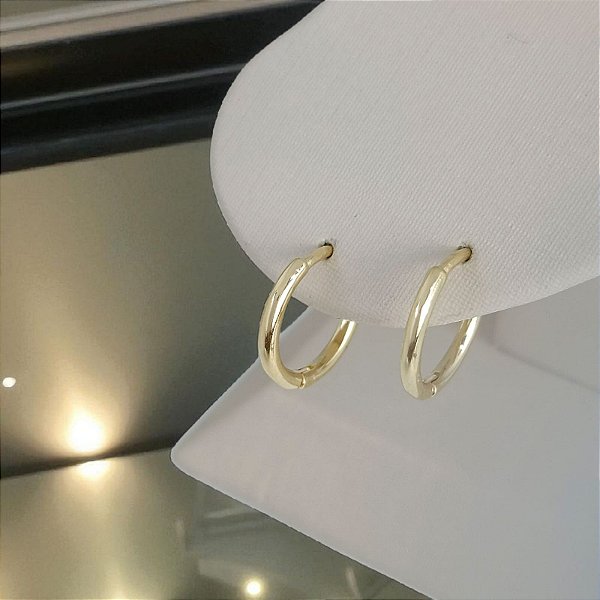 Brinco De Argola "Click" Banhado a Ouro Lisa Bijou Art
