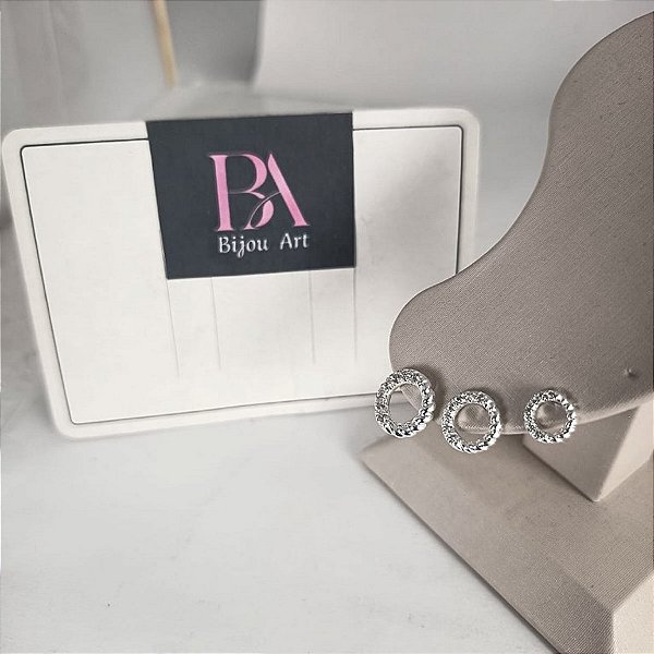 Brinco Banhado a Prata Redondo Metade Torcido e Zircônia Bijou Art