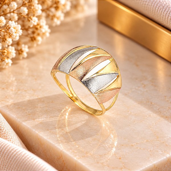 Anel Banhado a Ouro De 3 Cores Liso Com Detalhes em "v" Bijou Art