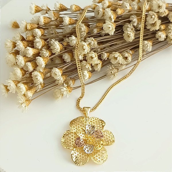 Pingente Banhado a Ouro De Flor Vazada Com 3 Cores Bijou Art